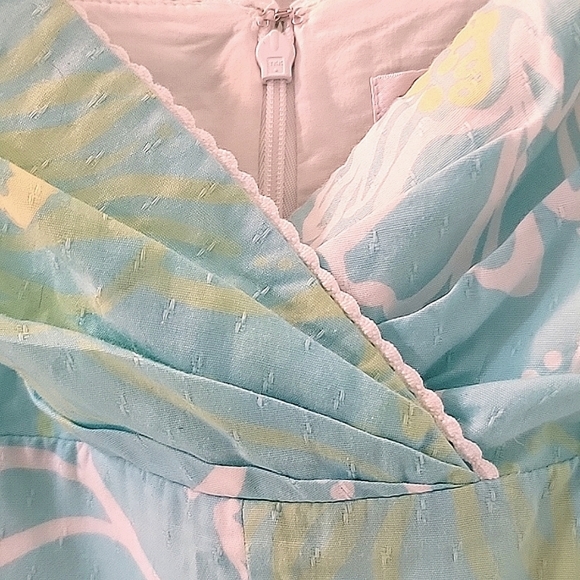 Lilly Pulitzer Textural Mod Floral Dress - Picture 5 of 5